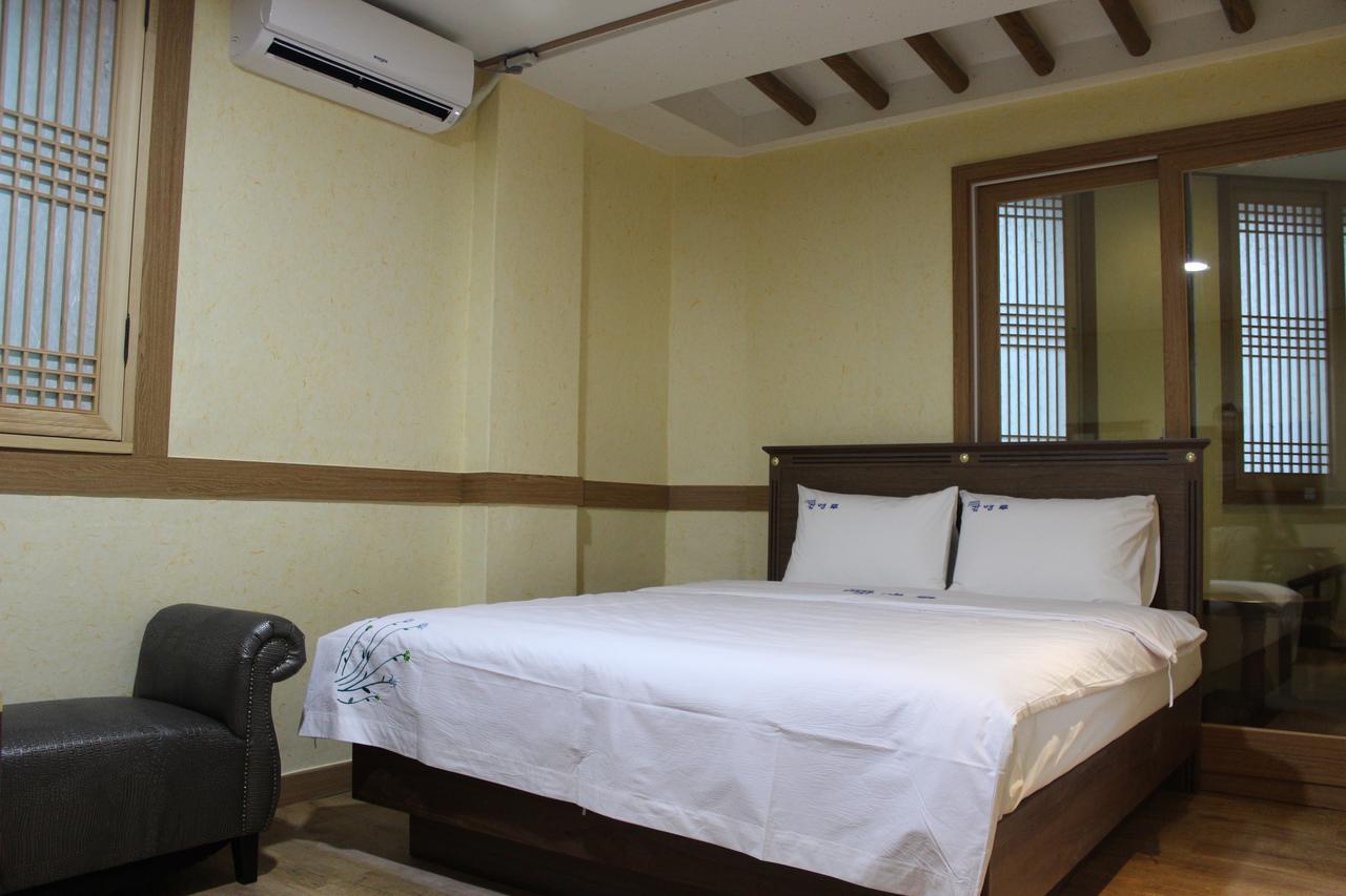 Gamyoungroo Jeonju Exterior photo